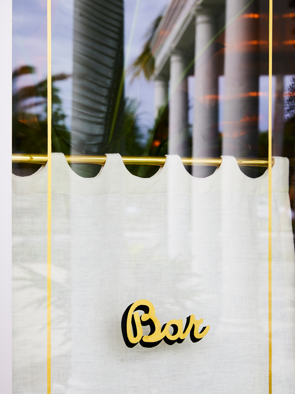 Sant_Ambroeus_PB_Exterior_Signage_012